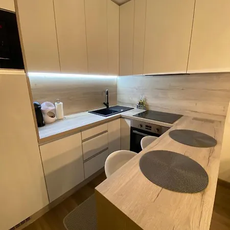 Mountain View I - Free Parking *