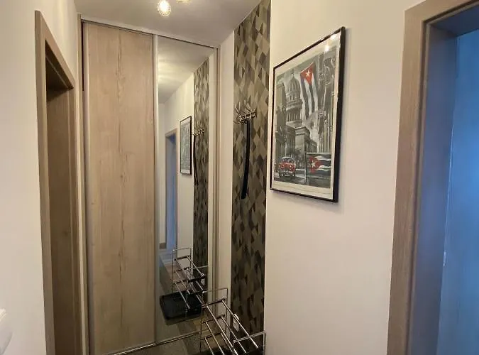 Mountain View I - Free Parking