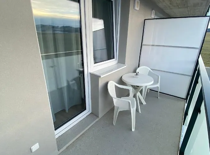 Mountain View I - Free Parking